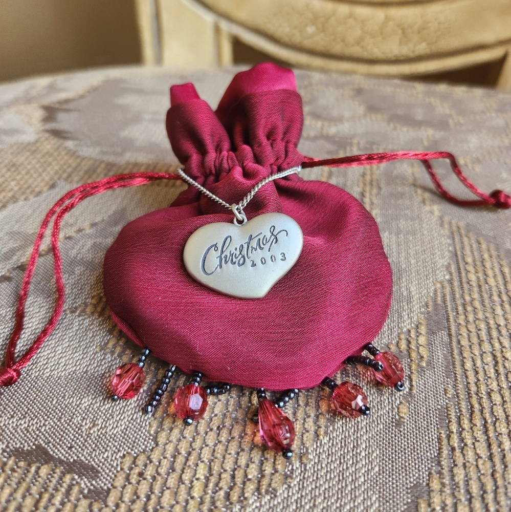 Hallmark Words of Love Pewter Charm Set 7 Christmas Ornament Satin Bag Box 2003